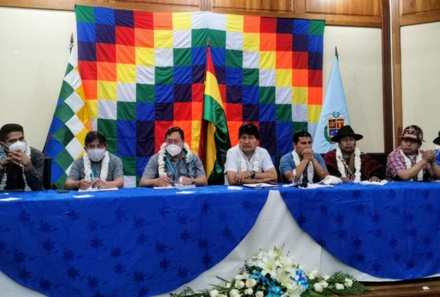Ganar 300 alcaldías y 7 gobernaciones, el desafío del MAS