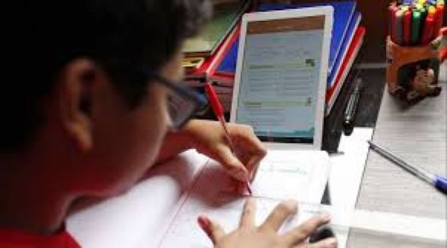 El Ministro de Educación anticipa que habrá clases semipresenciales desde febrero