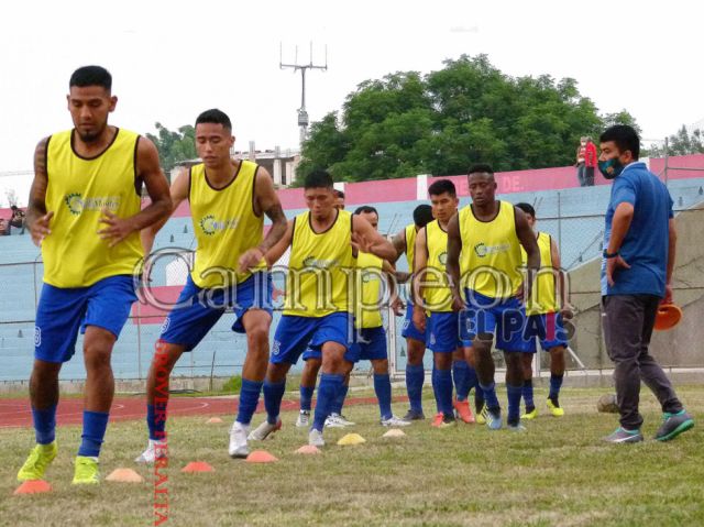 Quebracho recibe a “Inde” en un compromiso caliente