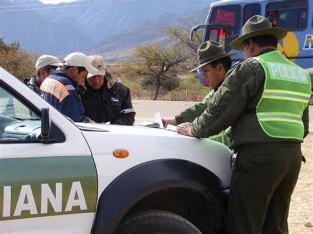 Alcaldía de Tarija dará tolerancia a vehículos para transitar dos horas en Día del Peatón