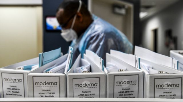 Moderna: Vacuna contra el Covid-19 mostró una eficacia del 100% 