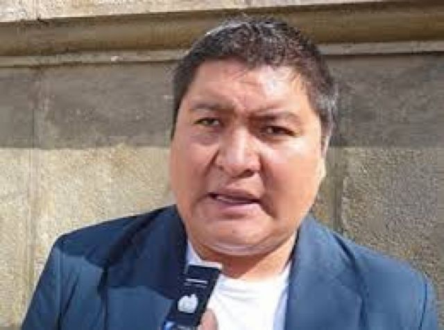 Emiten orden de aprehensión contra José Quecaña 
