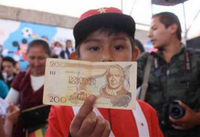 Gobierno amplía pago del Bono Juancito Pinto hasta el 19 de diciembre