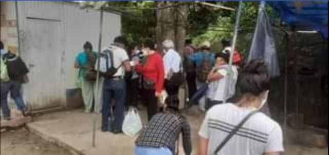Retienen a residentes bolivianos en Aguas Blancas, intentaban cruzar para cobrar bono 