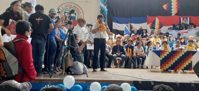 Evo llega a Tarija y da por inaugurada la reunión para elegir a precandidatos del MAS
