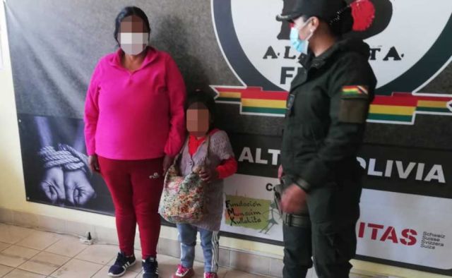 Aparece  niña que se  extravió en  16 de Julio