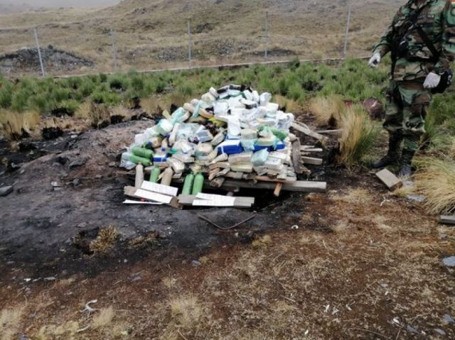 La FELCN procedió a quemar 400 kilos de droga en el departamento de La Paz