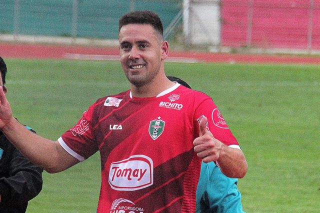 David Robles terminó siendo nuevamente figura del partido