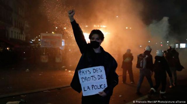 Nuevos choques en París contra la ley de seguridad