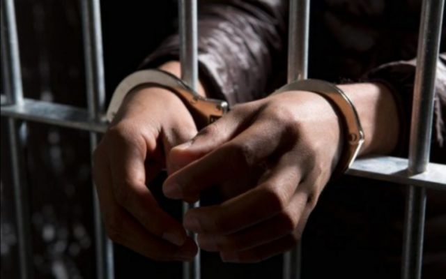 Lo encarcelan por violar a su sobrina menor de edad
