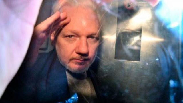 Relator de la ONU pide la liberación de Assange