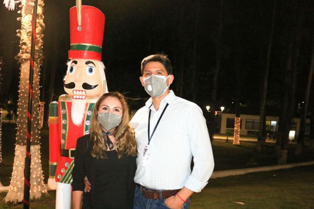 Adrián Ávila y Roxanne Sánchez. 