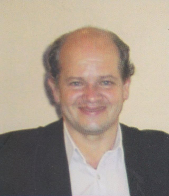 Homenaje postumo para Roberto Avila Castellanos