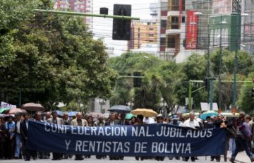 Arce resalta ajuste a las rentas de jubilados