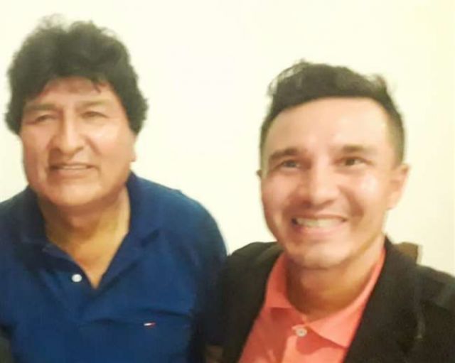 Militantes del MAS proclaman a Pedro García como candidato a la Gobernación de Santa Cruz