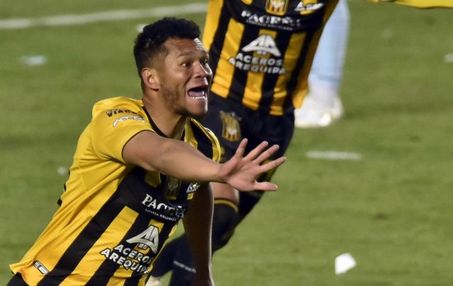 Un Tigre práctico toma el mando del torneo Apertura