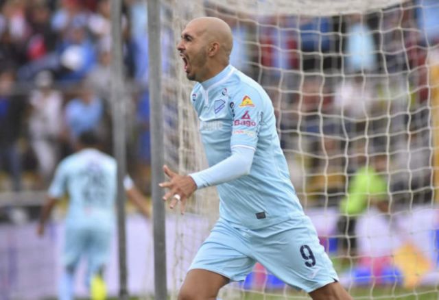 Bolívar superó al Lila y mantiene la cima del fútbol boliviano