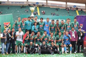  Arce felicita a Tomayapo de Tarija y destaca que una mujer esté al frente del club