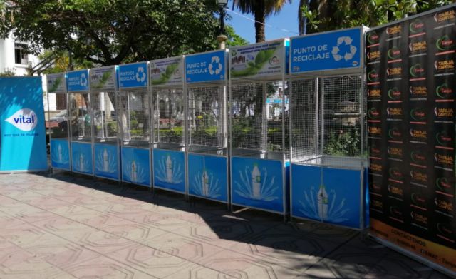 Tarija: Emat recibe contenedores para reciclables