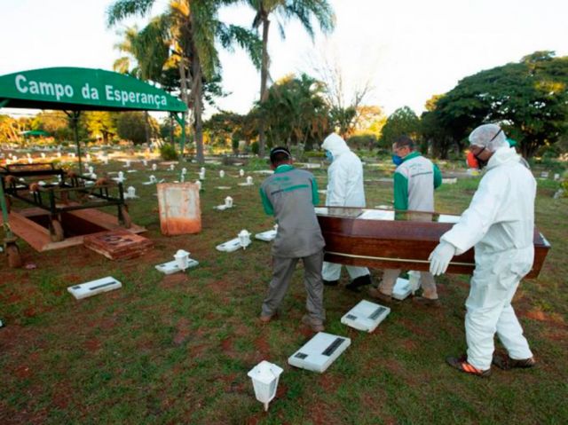 Dato récord, en un día 13.997 personas murieron por Covid
