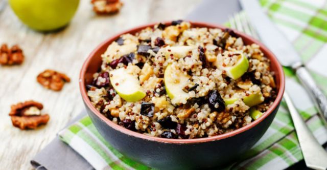 Ensalada de quínoa y fruta