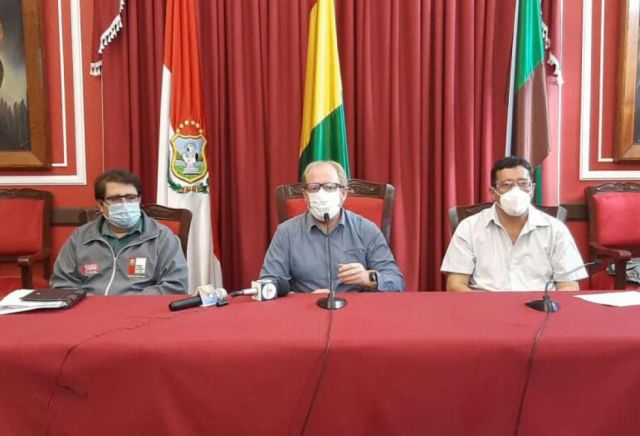 Oliva y municipios de Tarija coordinan acciones para la compra de vacunas contra el Covid-19