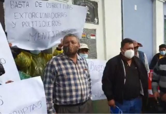 FEDJUVE: Vecinos intentaron tomar la casa cívica en protesta contra exdirigentes