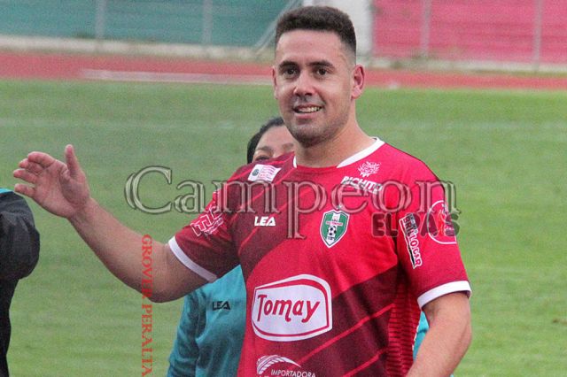 Robles continuará vistiendo los colores de Real Tomayapo