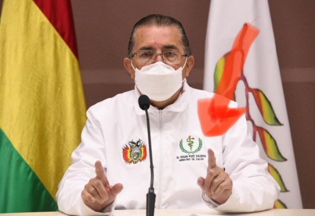 Por escalada de contagios Salud anuncia restricción en horario de actividades 