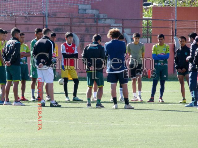 Las canchas que eligió Pacheco para entrenar a Real Tomayapo