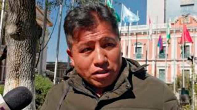 Adepcoca pide que viceministro Canceno renuncie