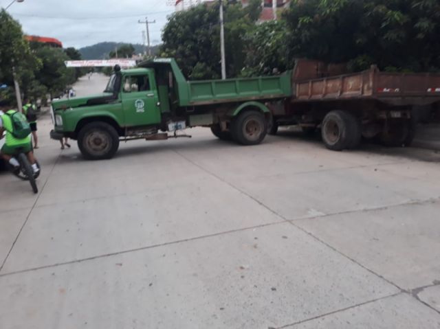 Paro de transporte en Tarija