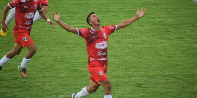 Víctor “Tolo” Martínez renueva con el club Real Tomayapo