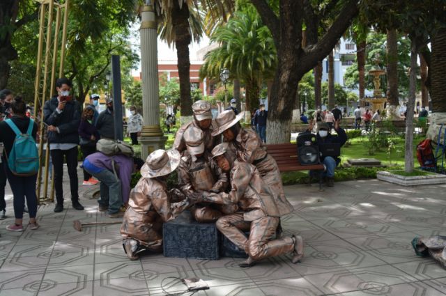 Mediante el teatro, artistas buscan prevenir incendios en Tarija