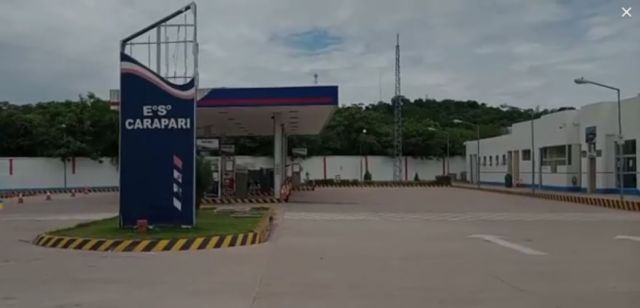Por bloqueos, único surtidor YPFB en Caraparí queda sin combustible