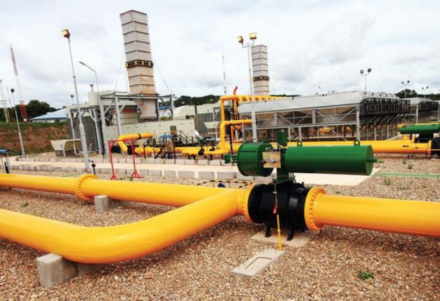 YPFB y Petrobras firmaron un nuevo contrato interrumpible por compra y venta de gas