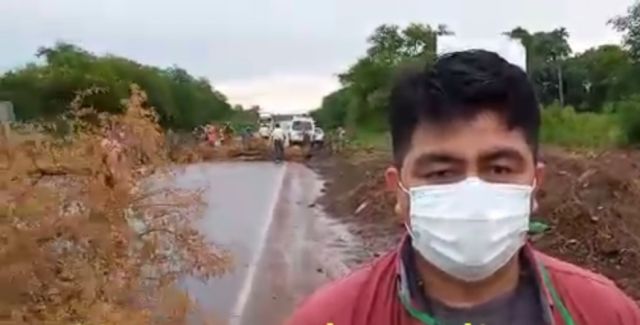 Aportantes de las AFPs del Chaco instalan bloqueos a Tarija y Santa Cruz