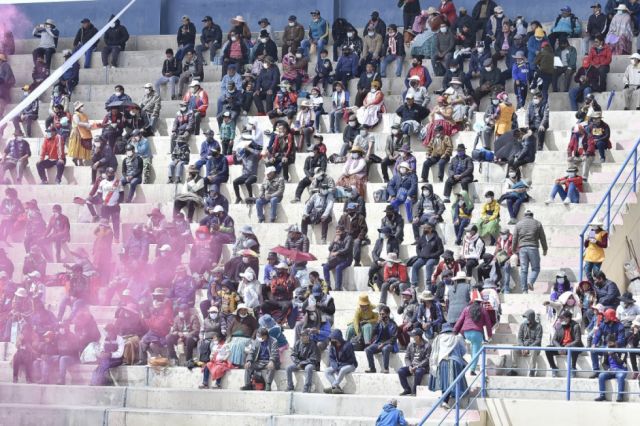 Proponen que el estadio de Villa Ingenio lleve el nombre de Felipe Quispe