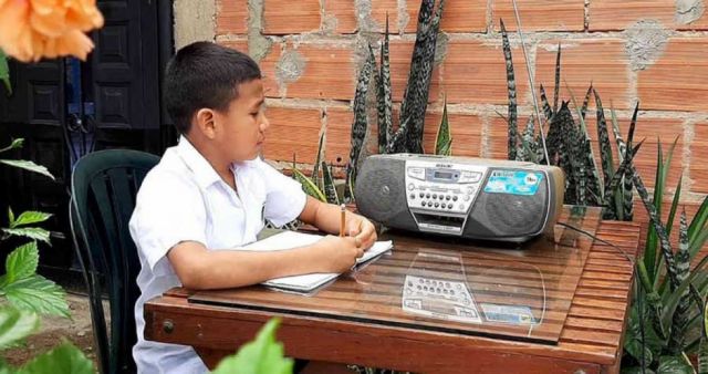 Se plantean cuatro componentes para el inicio de clases educativas