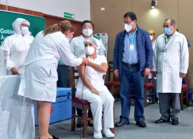 Santa Cruz inicia proceso de inmunización contra Covid-19