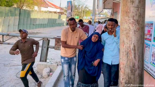 Asalto suicida a hotel de Somalia dejó 17 muertos