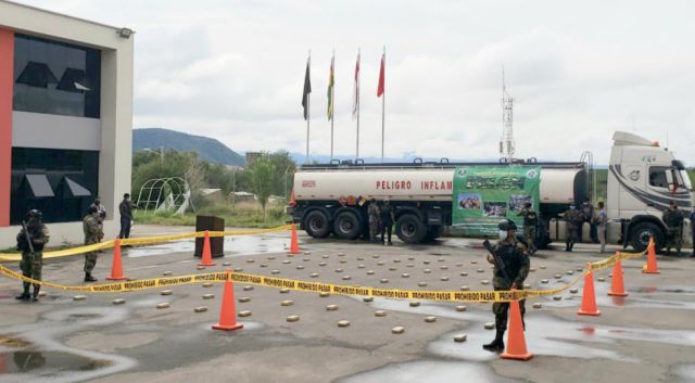 En Tarija incautan una cisterna con 102 kilos de marihuana