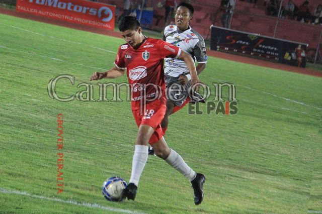 Garzón continuará en Real Tomayapo