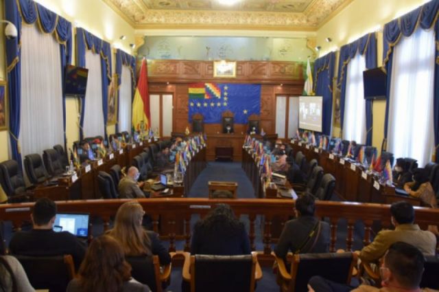 Senado aprobó crédito de la CAF por $us 350 millones para atención por Covid-19
