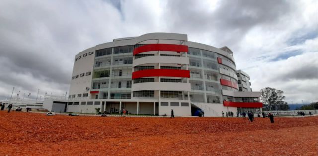 Tarija: Entregan el Materno Infantil con capacidad de 285 camas 