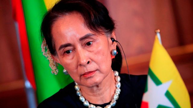 Policía de Myanmar presenta cargos contra San Suu Kyi
