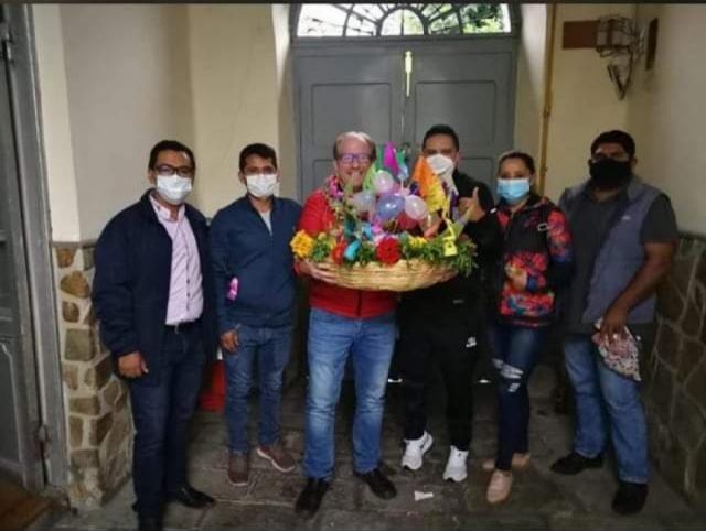 Rumbo al 7M: Un compadres sin  compadres calculado en campaña