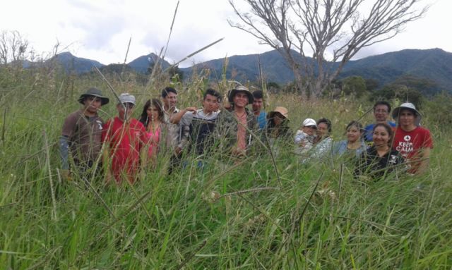 Jóvenes y adultos aún buscan aprender a leer a kilómetros de Tarija