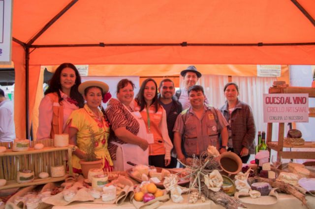 En Tarija se lanza el proyecto “Servicios y Productos Violeta” para fortalecer económicamente a mujeres 