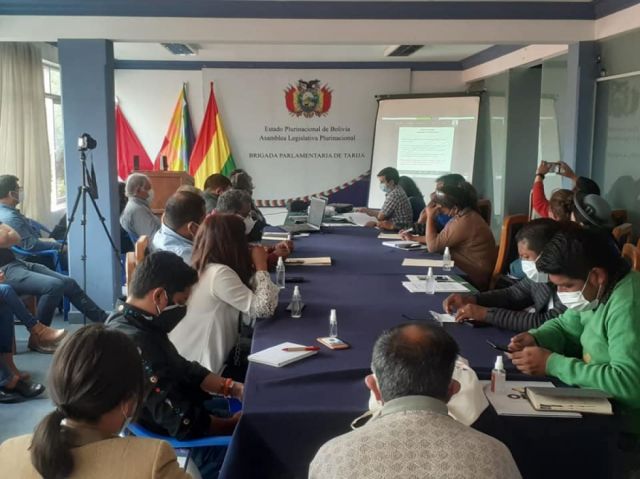 Diputados alertan que Gobierno prevé dilatar estudio de la PTAR en Tarija